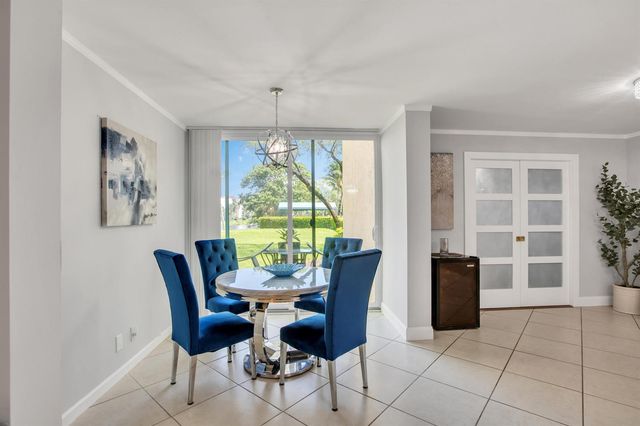 955 Egret Circle 104, Delray Beach, FL 33444