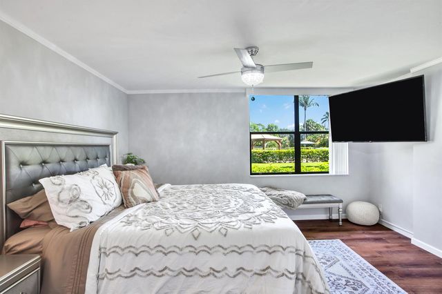 955 Egret Circle 104, Delray Beach, FL 33444