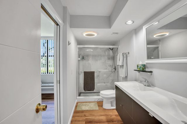 955 Egret Circle 104, Delray Beach, FL 33444