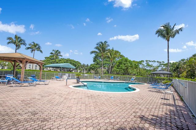 955 Egret Circle 104, Delray Beach, FL 33444