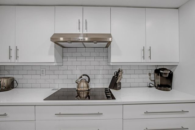 955 Egret Circle 104, Delray Beach, FL 33444