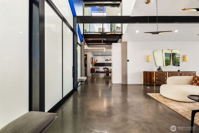 4014 E Mercer Way, Mercer Island, WA 98040
