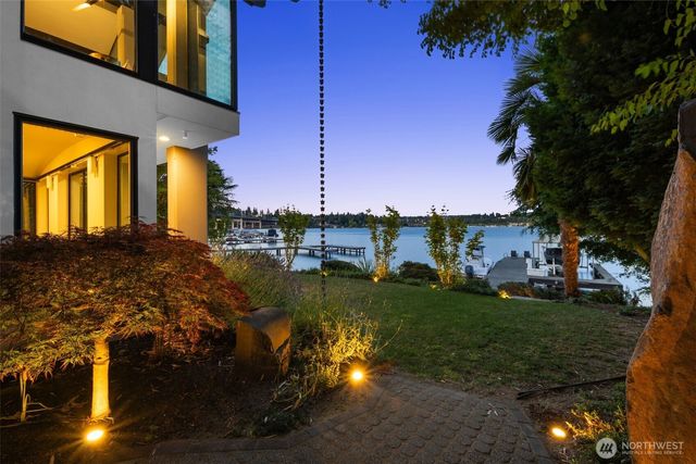 4014 E Mercer Way, Mercer Island, WA 98040
