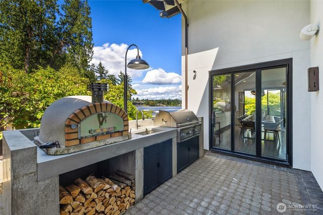 4014 E Mercer Way, Mercer Island, WA 98040