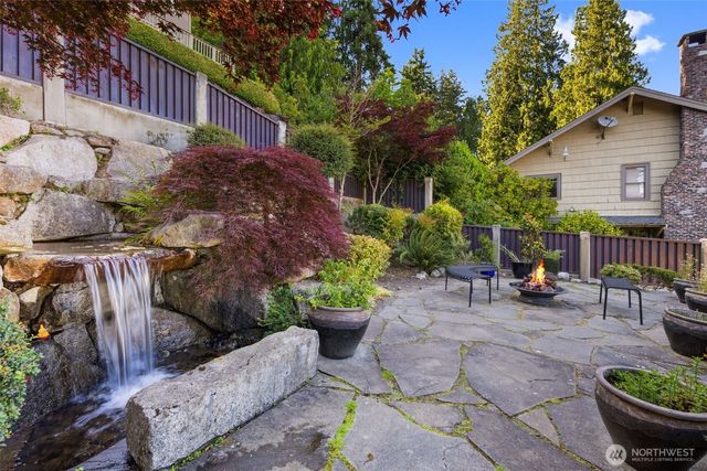 4014 E Mercer Way, Mercer Island, WA 98040