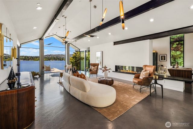 4014 E Mercer Way, Mercer Island, WA 98040