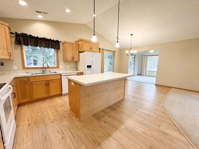 1821 S Cascade Street, Fergus Falls, MN 56537