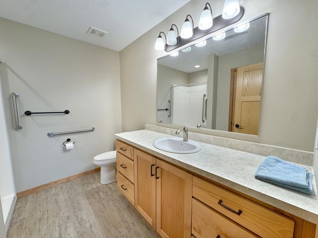 1821 S Cascade Street, Fergus Falls, MN 56537