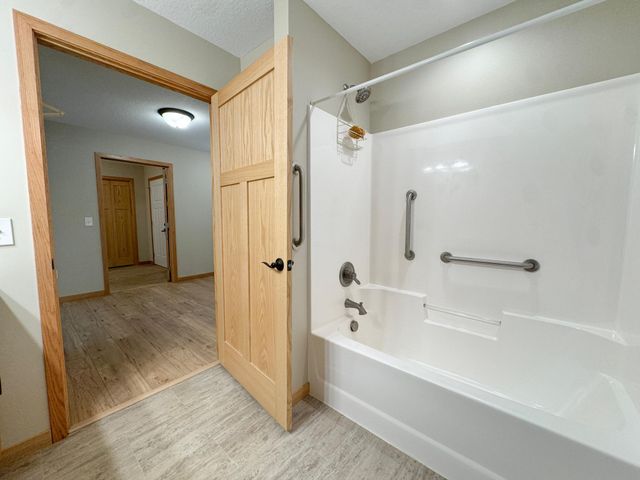 1821 S Cascade Street, Fergus Falls, MN 56537