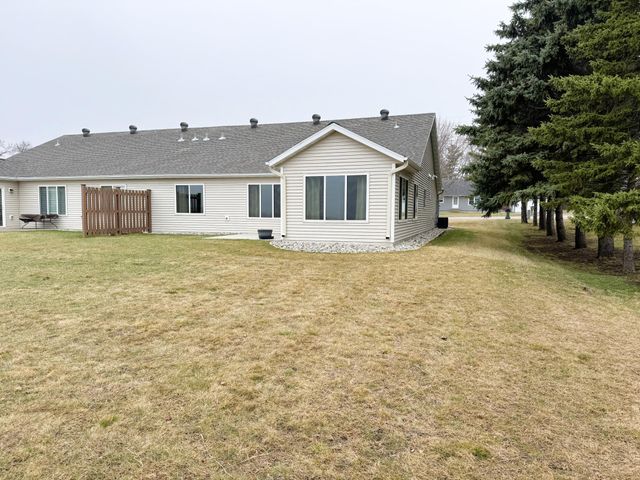 1821 S Cascade Street, Fergus Falls, MN 56537