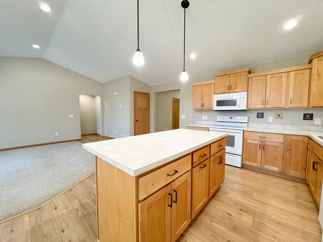 1821 S Cascade Street, Fergus Falls, MN 56537