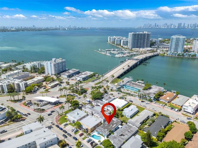 2120 Biarritz Dr, Miami Beach, FL 33141