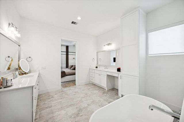 3509 Bridgewater Oaks Lane, Houston, TX 77055