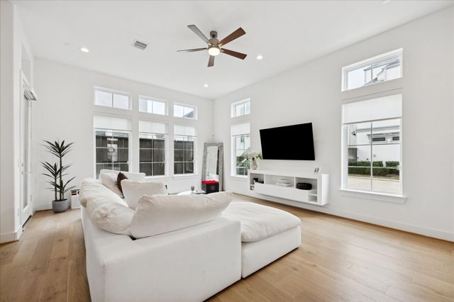 3509 Bridgewater Oaks Lane, Houston, TX 77055