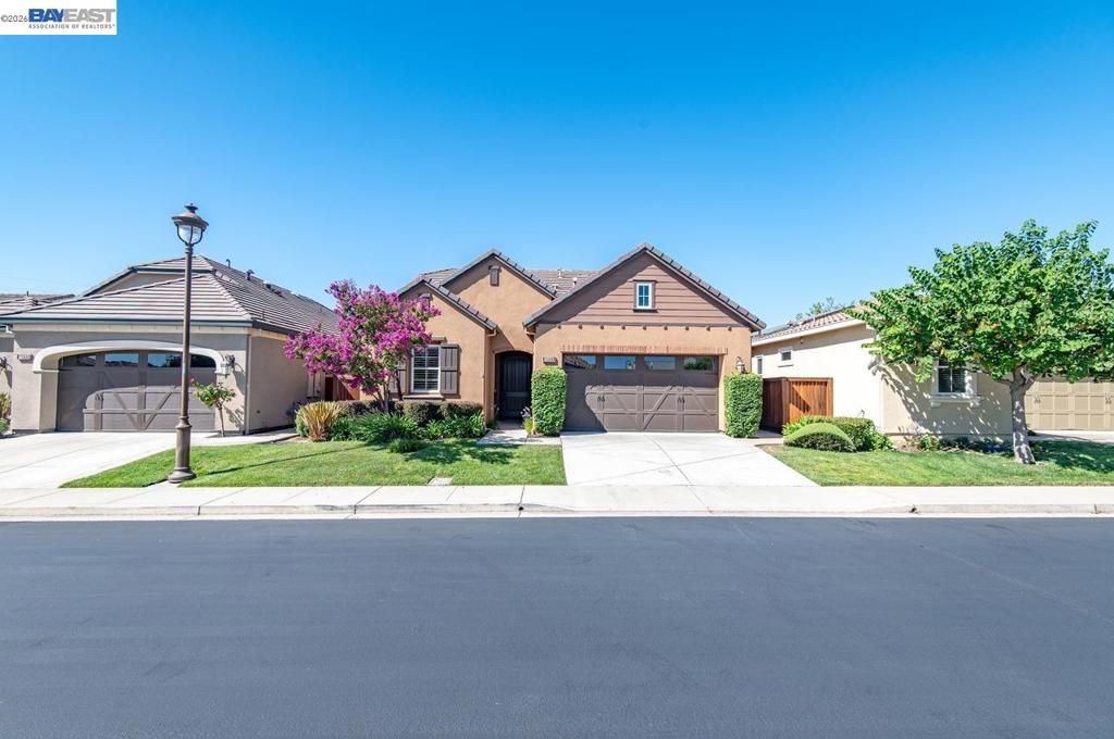 Image 1 of property listing at 1033 Malbec Ln, Brentwood, CA 94513