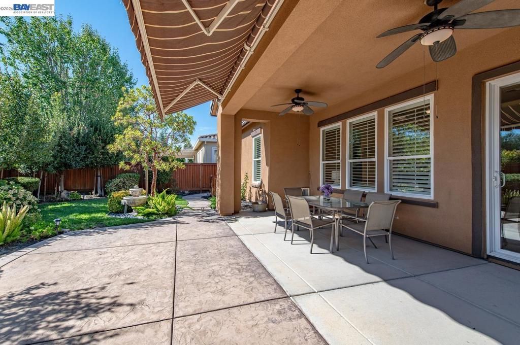 Image 28 of property listing at 1033 Malbec Ln, Brentwood, CA 94513