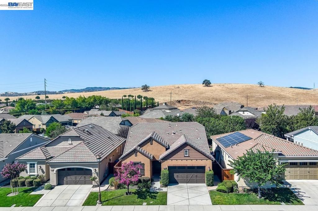Image 90 of property listing at 1033 Malbec Ln, Brentwood, CA 94513