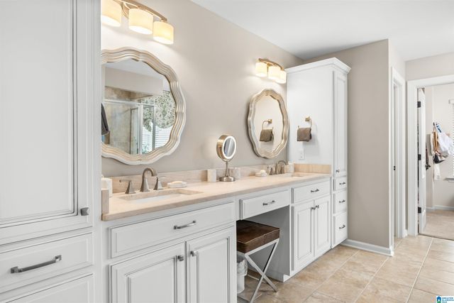 1364 BRISTOL MANOR, Birmingham, AL 35242