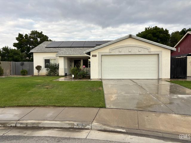 6910 Grafton Court, Bakersfield, CA 93307