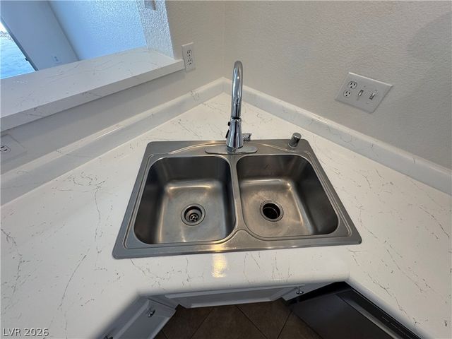 222 Winterport Street, Henderson, NV 89074