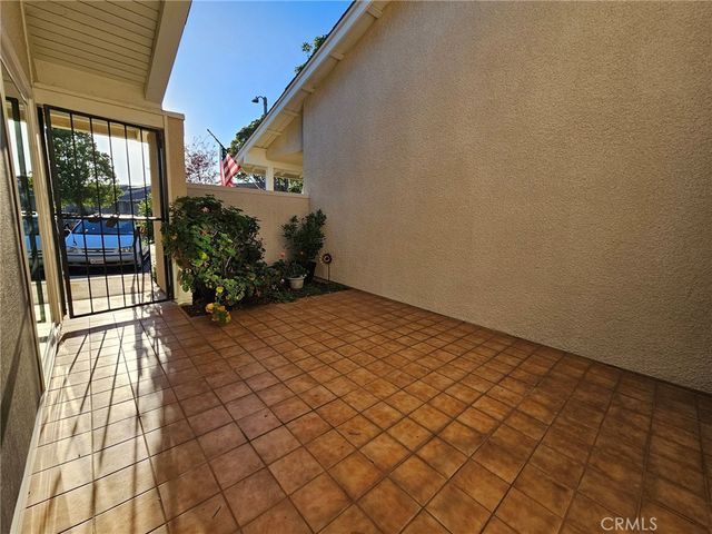 8933 Modesto Circle 1216C, Huntington Beach, CA 92646