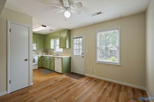 1712 Ward Avenue, Huntsville, AL 35801