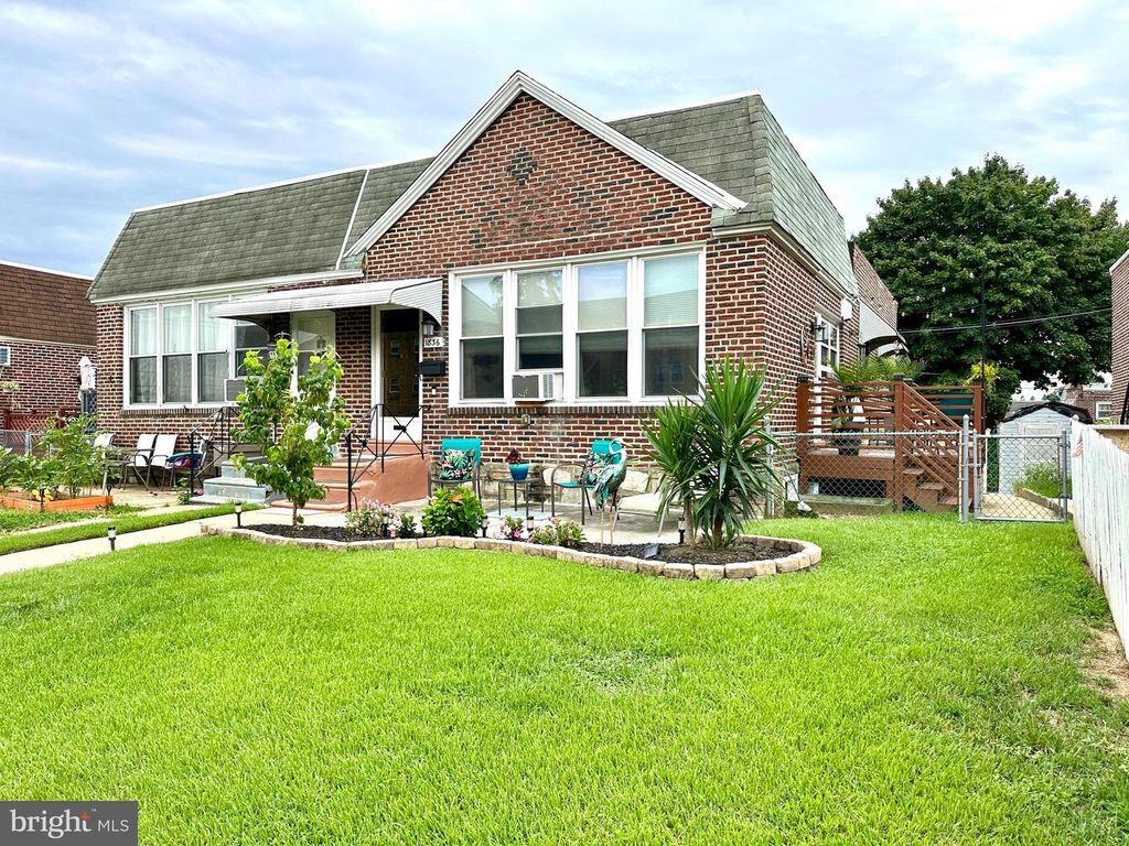 1836 EVARTS ST, PHILADELPHIA, PA 19152 — exterior