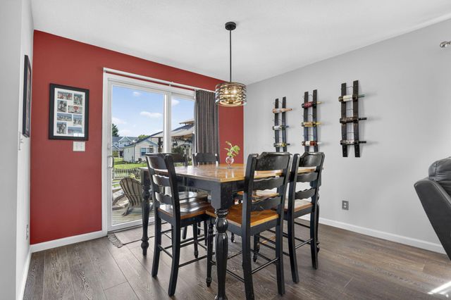 1563 Mallard Circle W, Newark, OH 43055