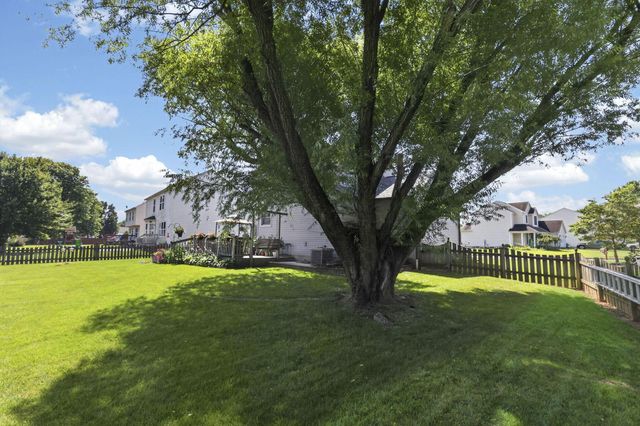 1563 Mallard Circle W, Newark, OH 43055