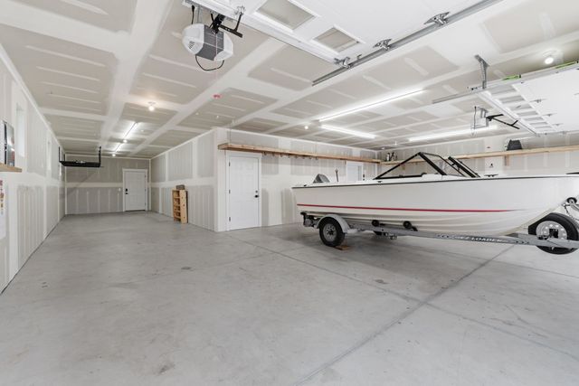 8305 E Maringo Dr, Spokane, WA 99212