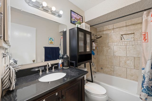 6405 Honey HL, San Antonio, TX 78229