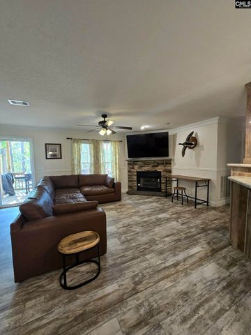1011 Blacksgate E, Prosperity, SC 29127