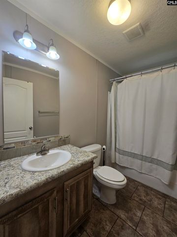 1011 Blacksgate E, Prosperity, SC 29127