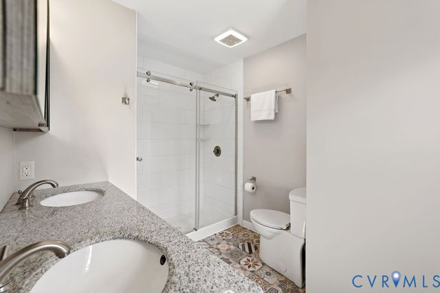 2831 Delfin Rd, Midlothian, VA 23112