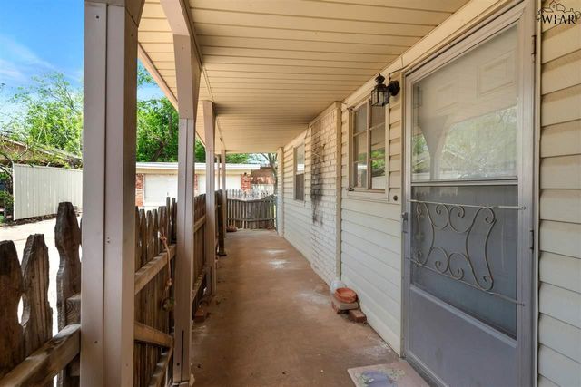 3212 10TH STREET, Wichita Falls, TX 76309
