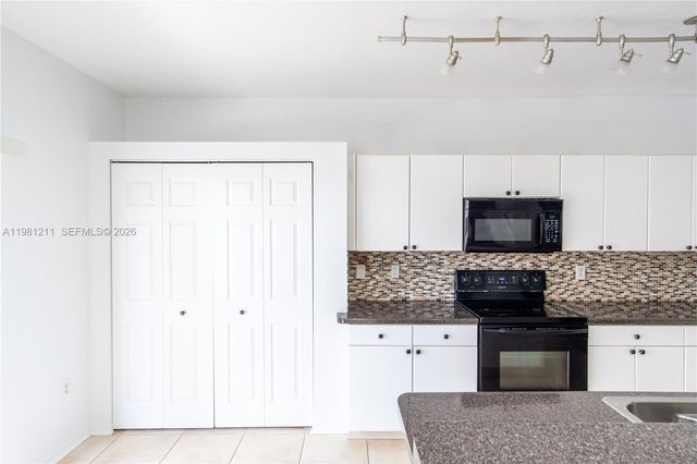 2301 SE 24th Ave 2301, Homestead, FL 33035