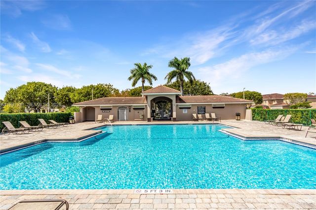 2301 SE 24th Ave 2301, Homestead, FL 33035