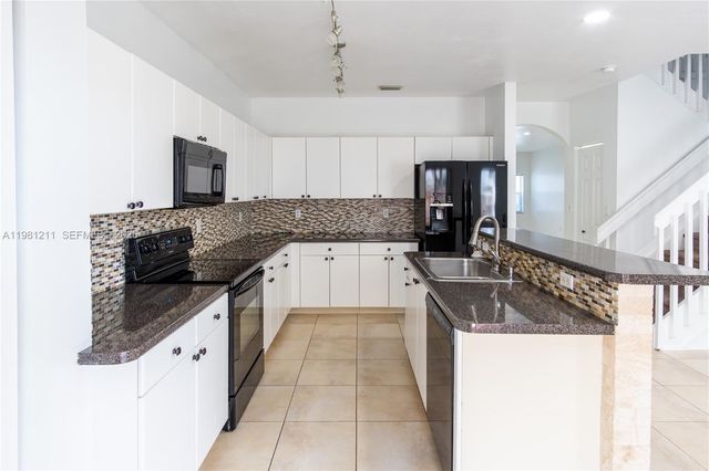 2301 SE 24th Ave 2301, Homestead, FL 33035