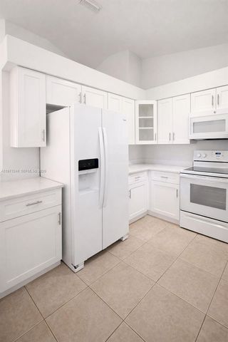 1518 Senior Court, Lehigh Acres, FL 33971