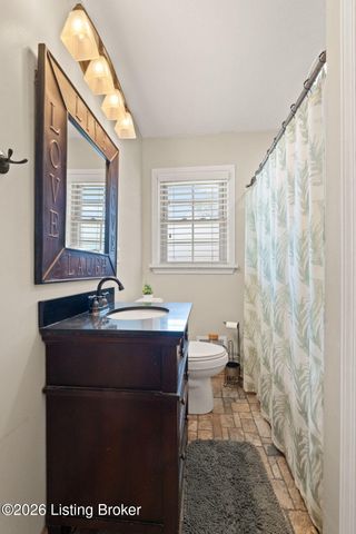 9311 Fiesta Way, Louisville, KY 40272
