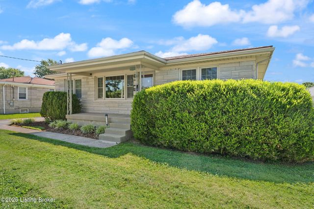 9311 Fiesta Way, Louisville, KY 40272