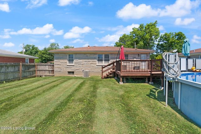 9311 Fiesta Way, Louisville, KY 40272
