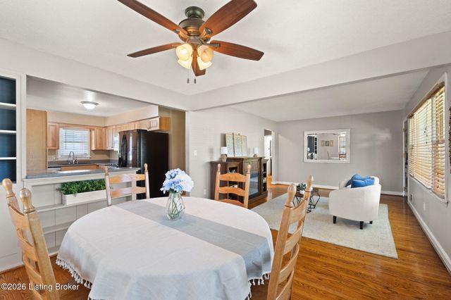 9311 Fiesta Way, Louisville, KY 40272