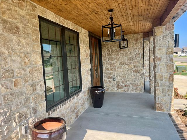 1910 Crump Street, Pea Ridge, AR 72751
