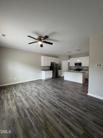 882 John Street, Clayton, NC 27520