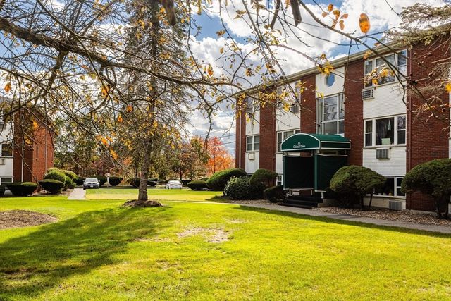 A1 Colonial Dr 10, Andover, MA 01810