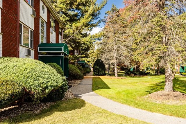 A1 Colonial Dr 10, Andover, MA 01810