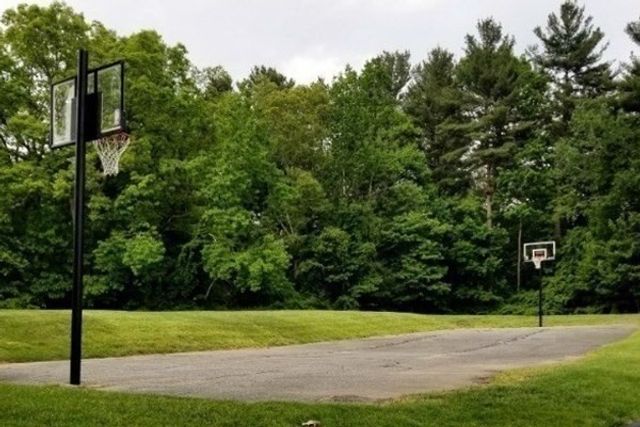 A1 Colonial Dr 10, Andover, MA 01810