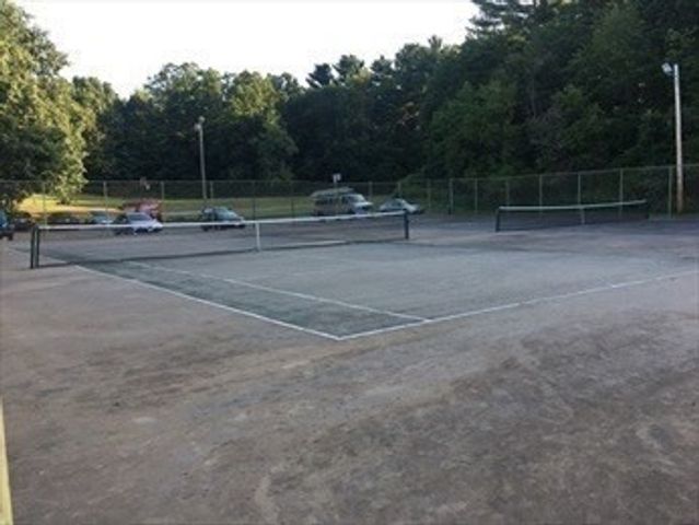 A1 Colonial Dr 10, Andover, MA 01810