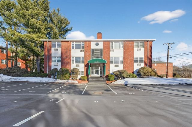 A1 Colonial Dr 10, Andover, MA 01810